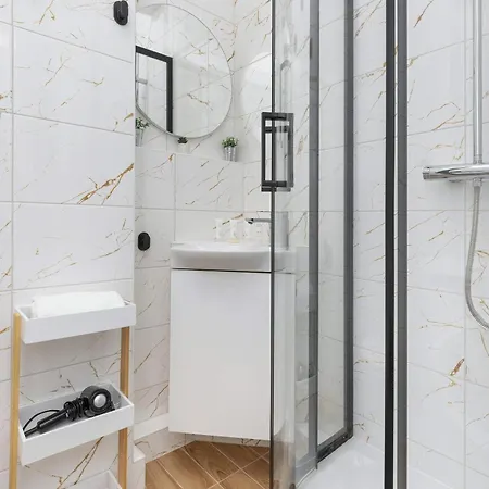 Sloneczny Z Pieknym Widokiem, Balkon & Parking By Renters Apartmán