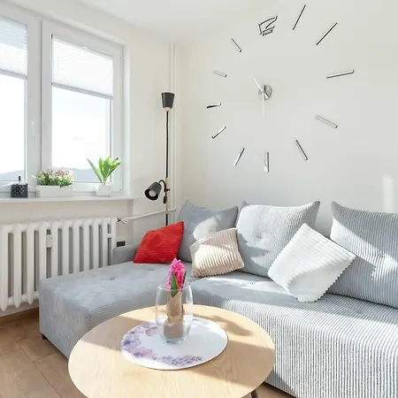 Sloneczny Z Pieknym Widokiem, Balkon & Parking By Renters Apartment