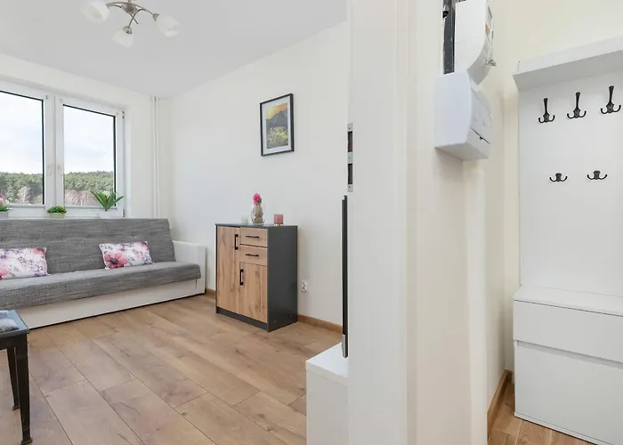 Sloneczny Z Pieknym Widokiem, Balkon & Parking By Renters 아파트 *