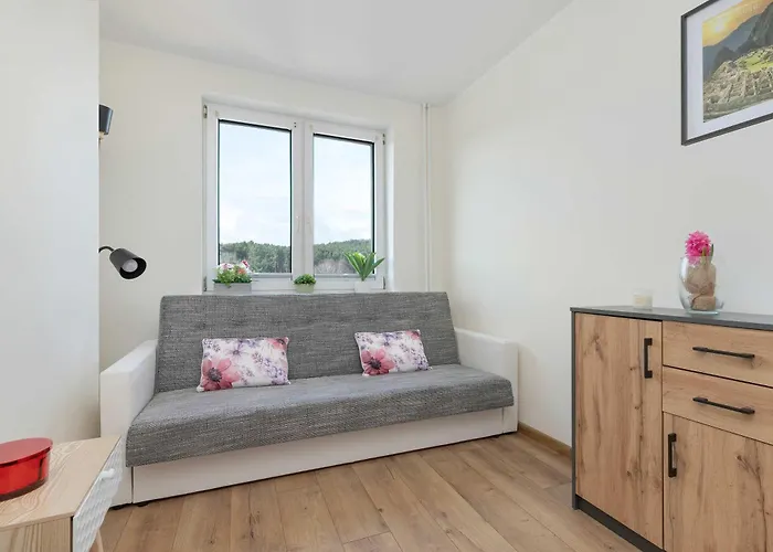 Sloneczny Z Pieknym Widokiem, Balkon & Parking By Renters 소포트