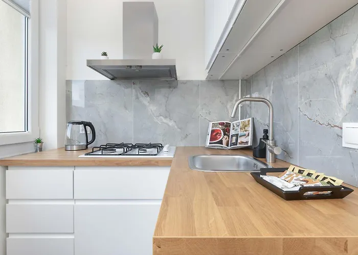 Sloneczny Z Pieknym Widokiem, Balkon & Parking By Renters